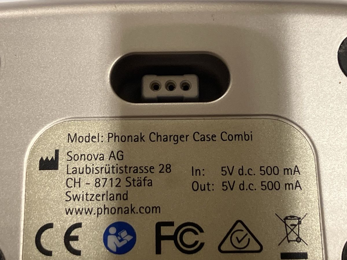 Phonak Attrezzature mediche: 2 x Hörgeräte Phonak Case Combi – Usato da Erlenbach im Simmental! venduto da Simmentaler-Perlen 5