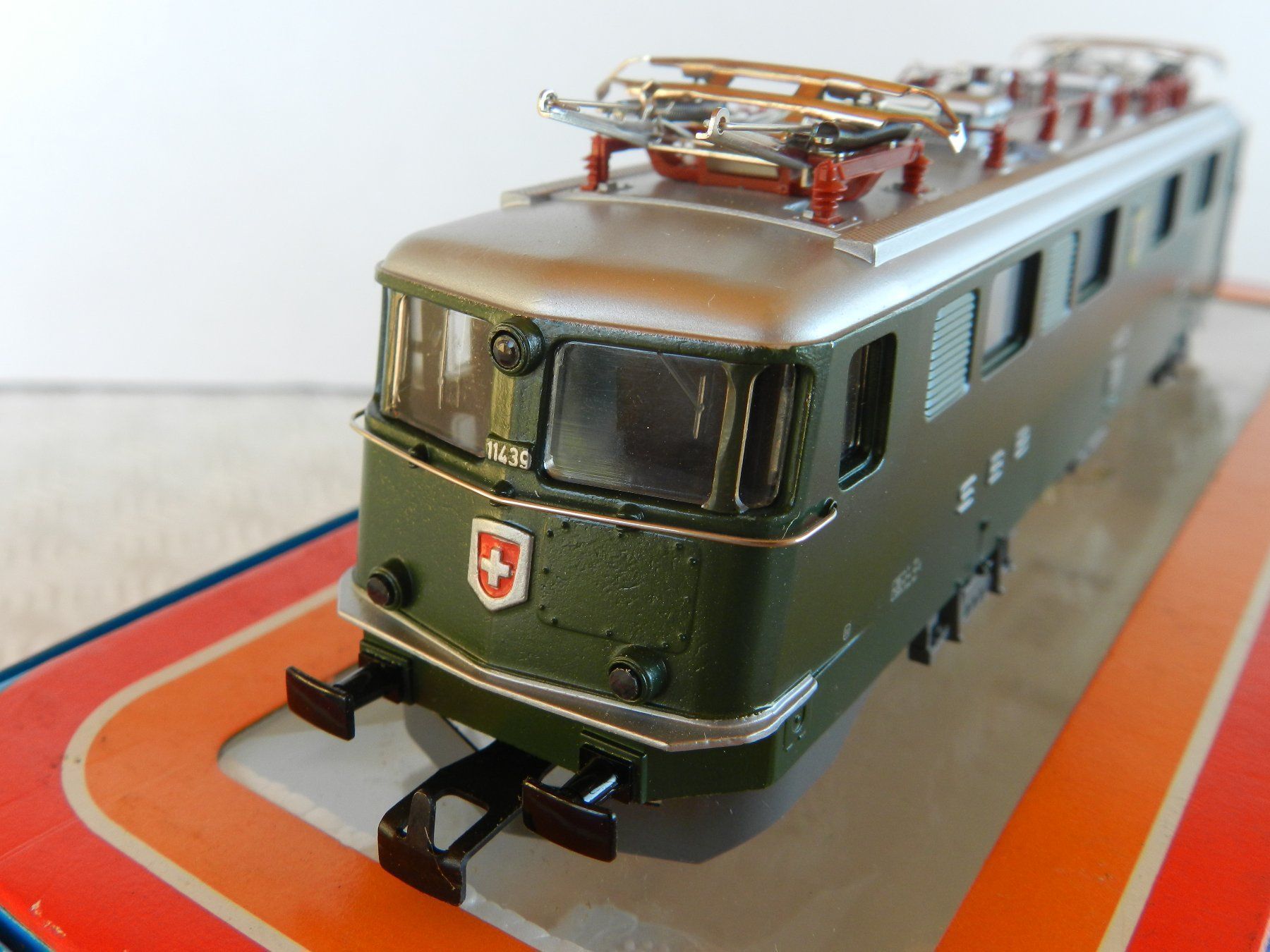 Märklin Modellini di ferrovie: H0 Märklin E-Lok Ae 6/6 SBB grün – Nuovo (secondo la descrizione) da Arzier-Le Muids venduto da elocin83 2