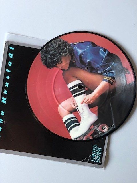 Dischi in vinile: LINDA RONSTADT – Nuovo (secondo la descrizione) da Aarwangen venduto da Jukebox3 2