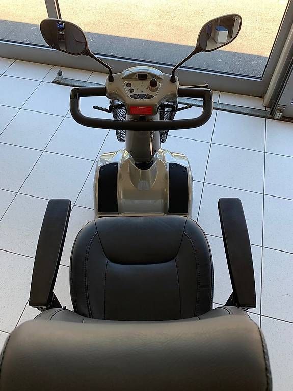 Graf Carello Veicoli elettrici: Seniorenmobil GC-8 – Usato da Schwyz venduto da GarageHorat 2