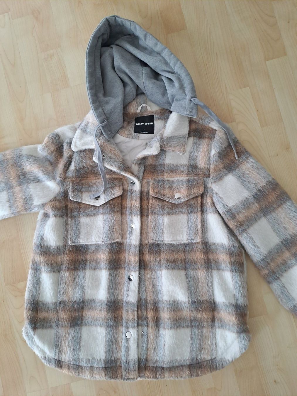 Kleiderpakete: Damen Kleiderpaket Grösse S – Gebraucht aus Rehetobel von Andrin1003 1