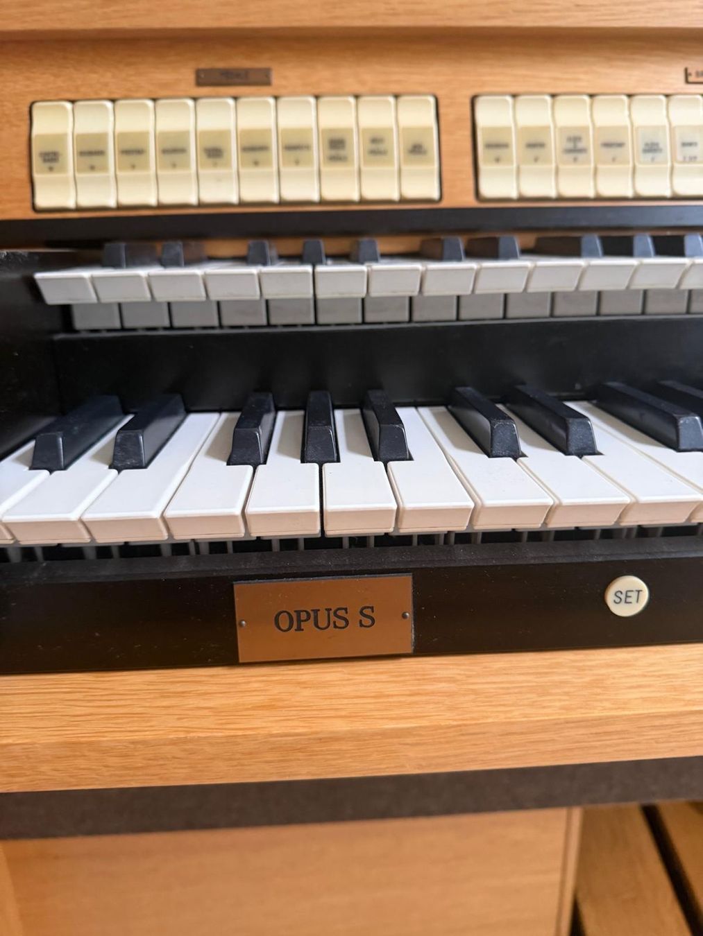 Strumenti musicali: Orgue Johannus OPUS S occasion – Usato da Genève venduto da pie_mnr 1