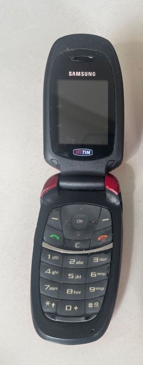 Samsung Telefoni cellulari / Smartphones: Vintage Samsung  Handy – Difettoso da Minusio venduto da Pink222 1