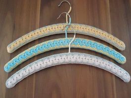 3 Häkel Kleiderbügel Vintage Shabby Chic 60/70er Jahre