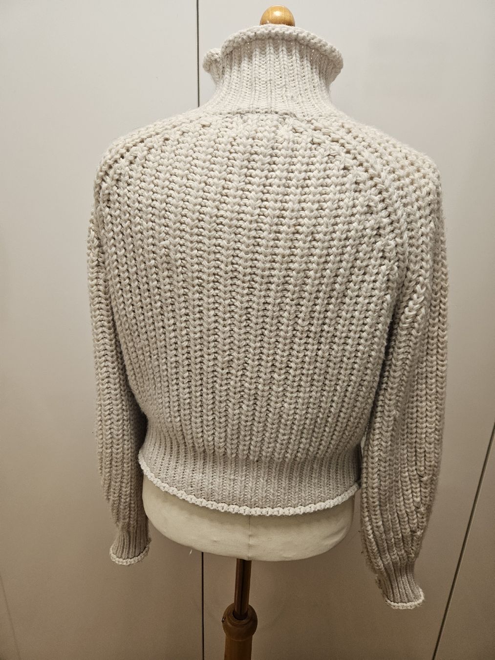 H&M Maglioni & Felpe: Rollkragen Pullover H&M Gr. XS – Nuovo (secondo la descrizione) da Zürich venduto da ColdCoffee 3