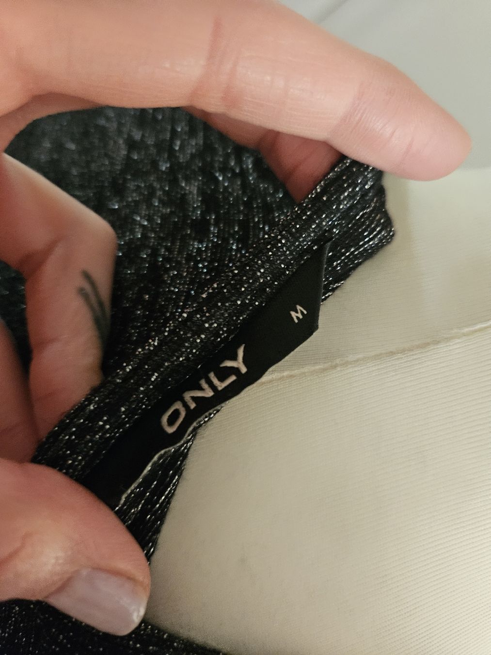 Only Vestiti: Glitzerndes Cocktailkleid Gr.M – Nuovo (secondo la descrizione) da Zürich venduto da ColdCoffee 3