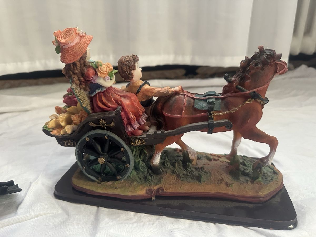 Sculture & Statue: 2 Stock Skulpturen – Usato da Dietikon venduto da moradi24 5