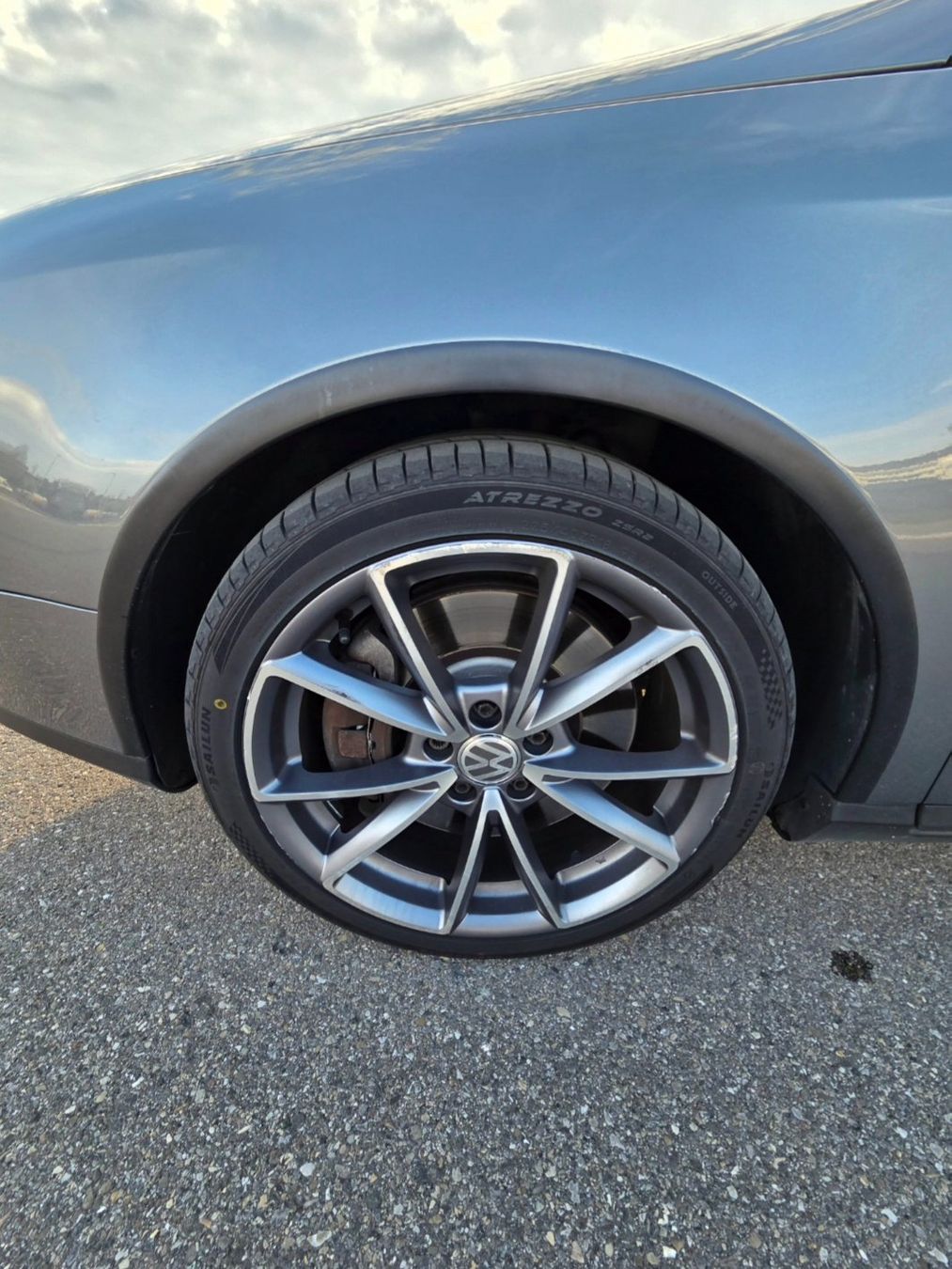 VW Automobili: Passat B6 3.2 V6 4Motion – Usato da Bronschhofen venduto da ibr_6kyn 4