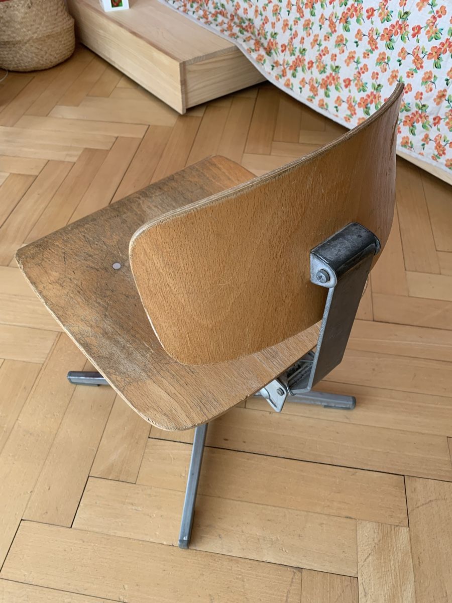Bureaux: Original Embru Schulpult mit passendem Stuhl – D'occasion à Zürich par Renrudal 6