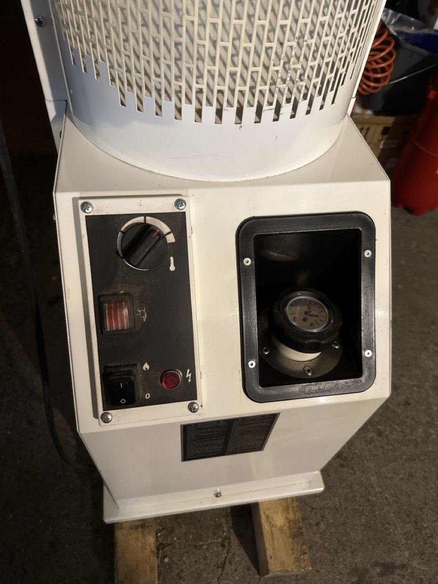Heizgeräte: BM2 Diesel Heater - White Standing Unit Control Panel – Neu (gemäss Beschreibung) aus Neirivue von naz_z28w 8