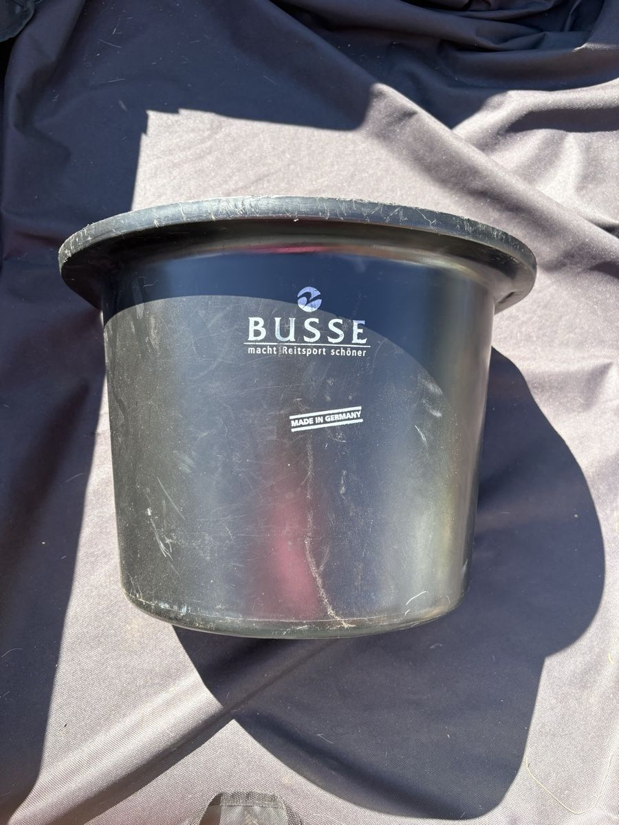 Autres articles pour la maison: Futtereimer – D'occasion à Binningen par chi_n7g2 1
