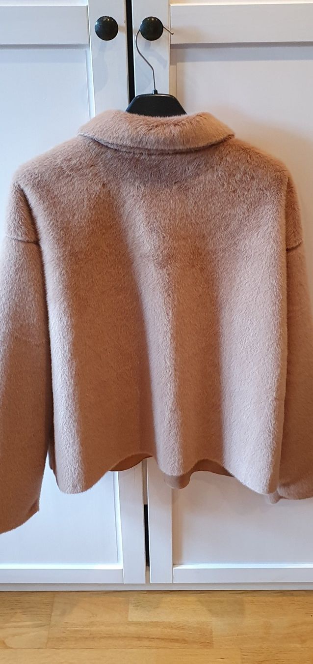 Giacche: fabrikneue Jacke Kurzjacke Felloptik – Nuovo (secondo la descrizione) da Hittnau venduto da Gamoe 4