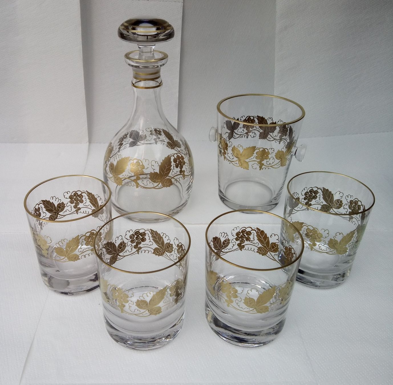 Bicchieri: Set mit 4 Whiskygläsern Karaffe und Eisbehälter – Usato da Werdenberg venduto da EXA-Secondhand