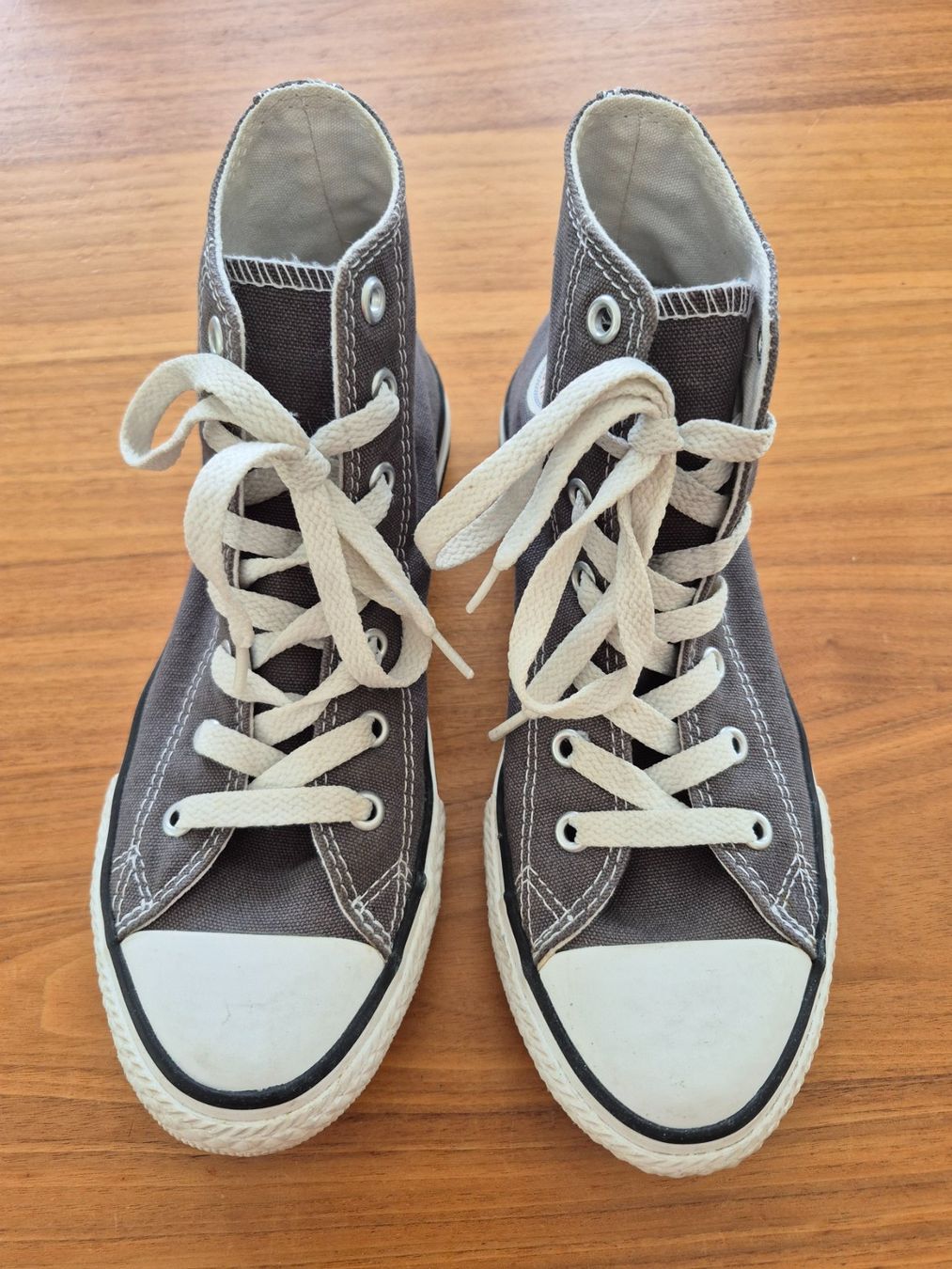 Converse Scarpe da uomo: Converse Gr. 34 – Usato da Lengnau AG venduto da Mefari 1