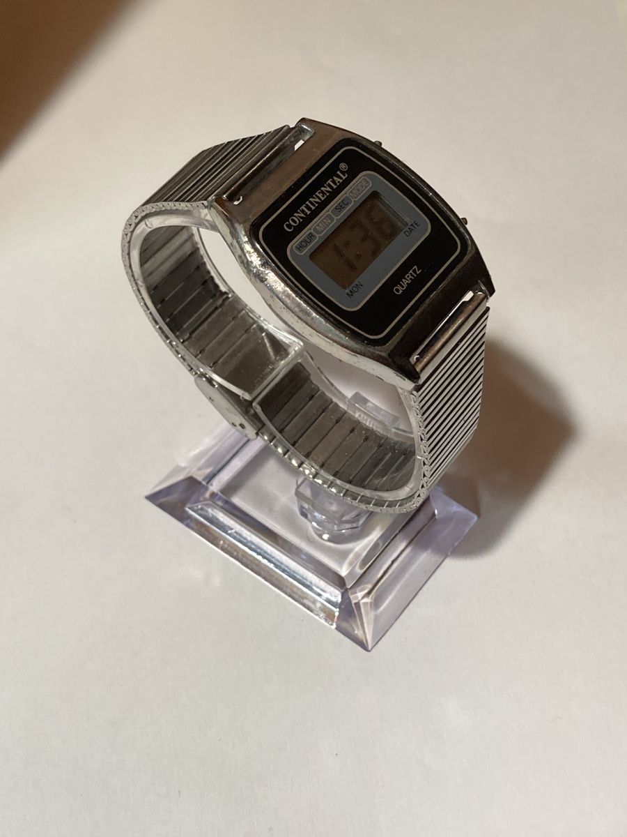 Continental Orologi: Continental Lcd uhr 33x39 mm – Usato da Glattbrugg venduto da vintagemania 4