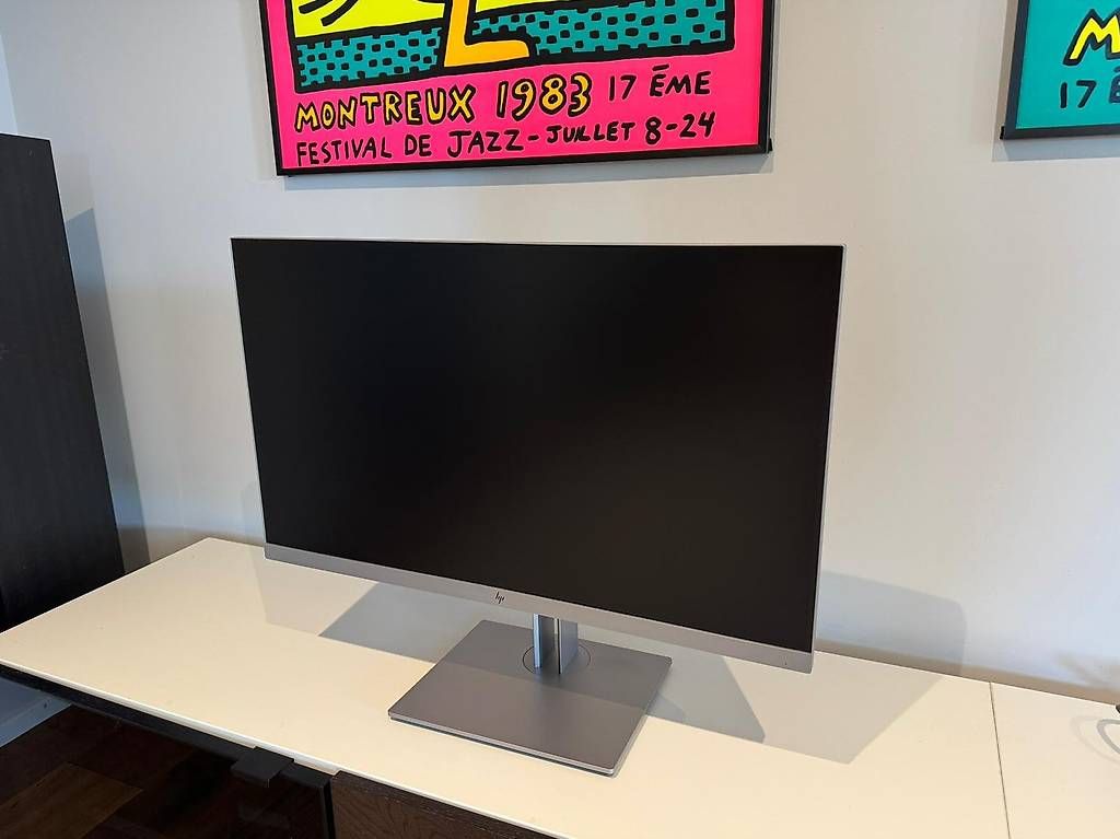 Monitore: HP EliteDisplay E273d – Gebraucht aus Oetwil an der Limmat von fredericklugt