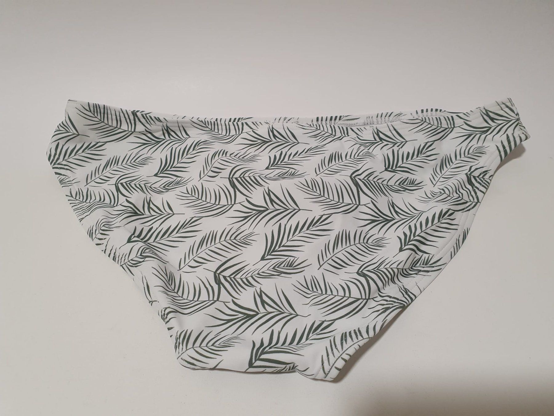 Costumi da bagno & Bikini: Damenbikinihose Extend Größe 42, XL – Nuovo e nell'imballaggio originale da Genève venduto da Pandinet 1