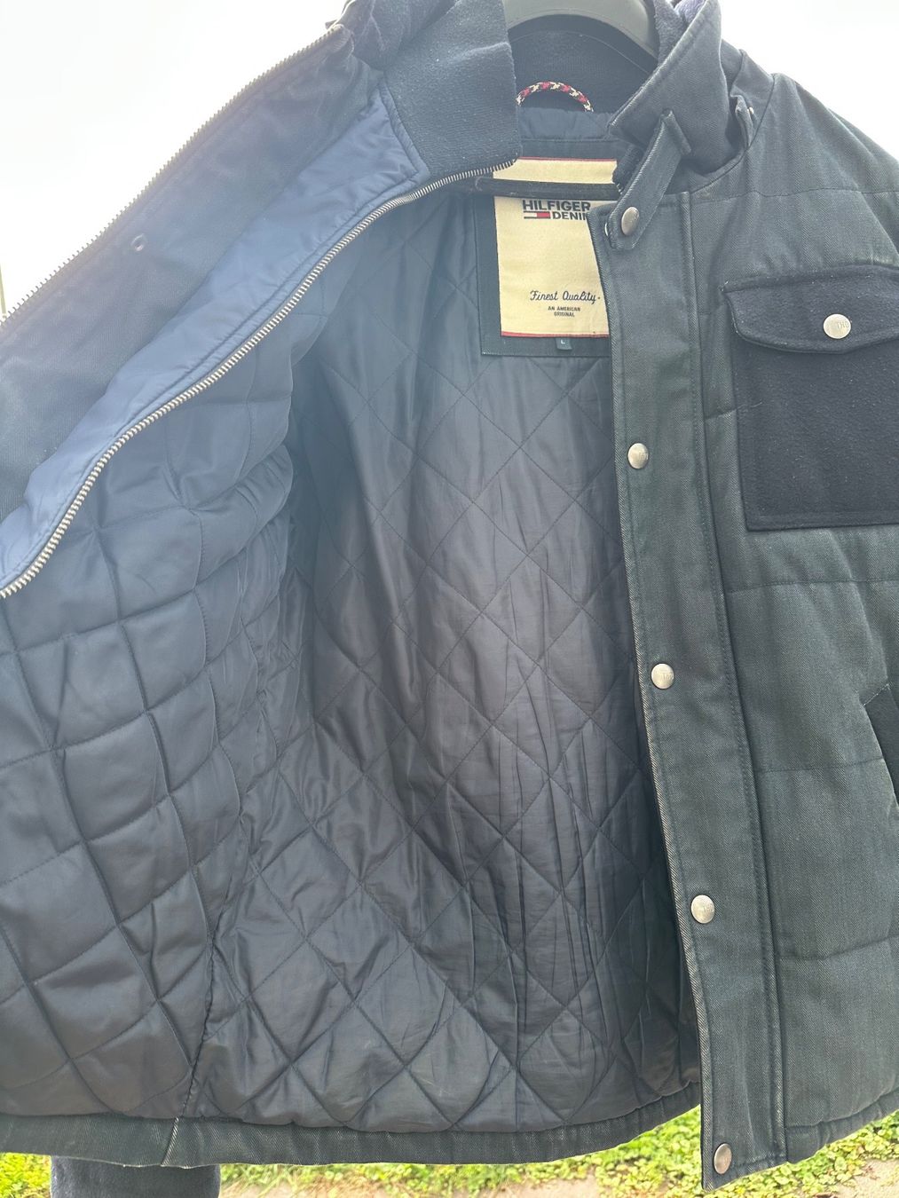 Tommy Hilfiger Jacken: Tommy Hilfiger Winterjacke – Gebraucht aus Uerikon von Petersli 1
