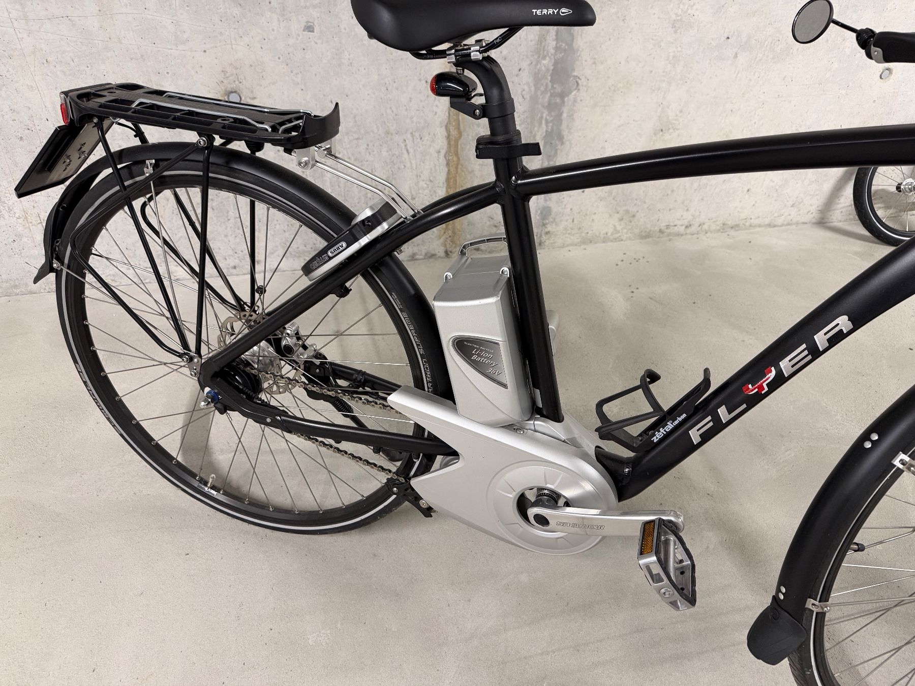 Flyer Biciclette: Flyer E-Bike schwarz – Usato da Liestal venduto da KUBULI28 3
