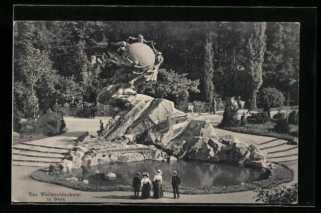 Ansichtskarten: Bern, Passanten vor dem Weltpostdenkmal – Gebraucht aus Berlin von bartko-reher