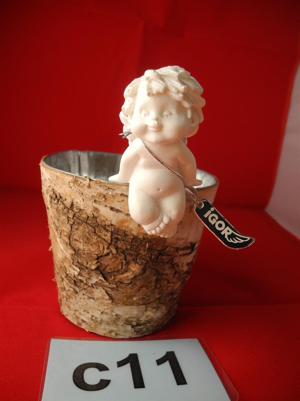 Statuette: Igor Engel auf Vase sitzend, Nr. c11 – Nuovo e nell'imballaggio originale da Kottwil venduto da Crazyrolf