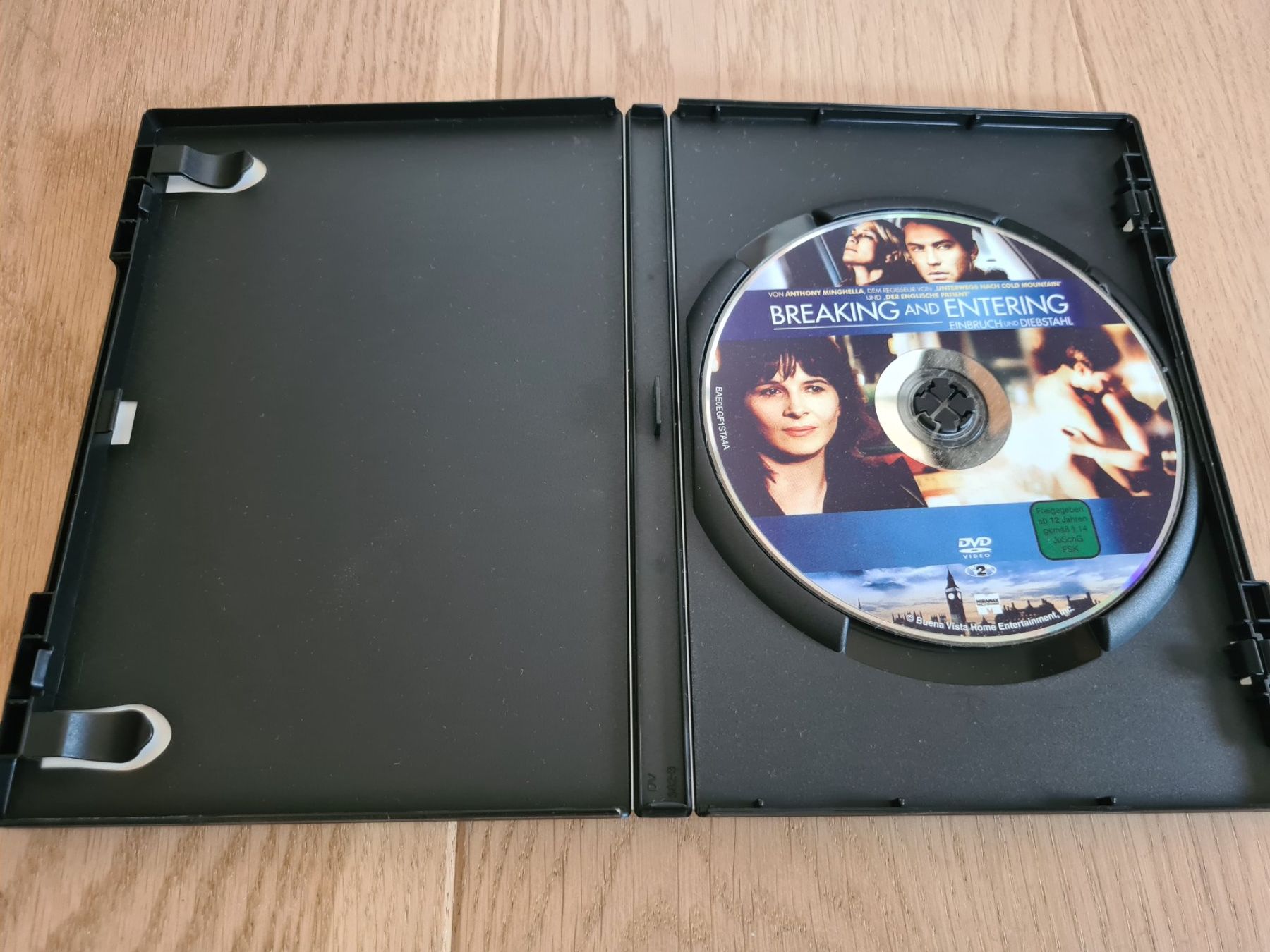 Tutti i DVDs: DVD Breaking and Entering / Einbruch und Diebstahl – Usato da Oberuzwil venduto da sab_58zf 1