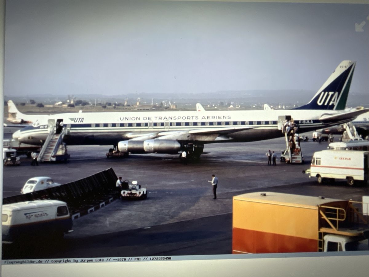 McDonnell Douglas Modellbausätze & Standmodelle: DC-8-32 UTA, Aero Classics 1:200 – Neu (gemäss Beschreibung) aus Rombach von wal_xxr7 7