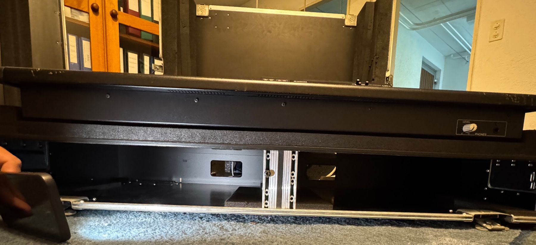 Yamaha Mischpulte: Yamaha LS9-32 Digitalmischpult mit Flightcase – Gebraucht aus Dornach von shaker11 5