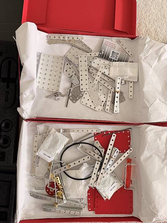 Kit di costruzioni: STOKYS Metallbaukasten – Usato da Adligenswil venduto da TST04 4
