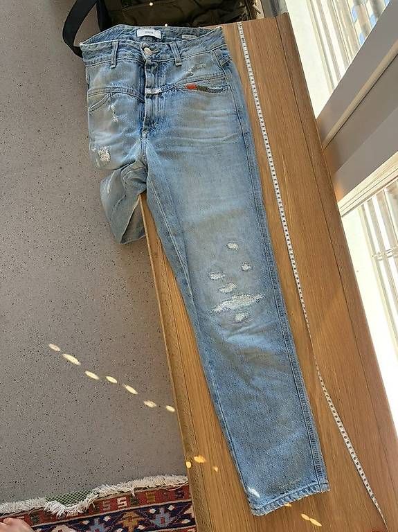 Jeans: CLOSED Jeans hellblau ? Used/Distressed Look, gebraucht – Usato da Zürich venduto da ncm3010 2