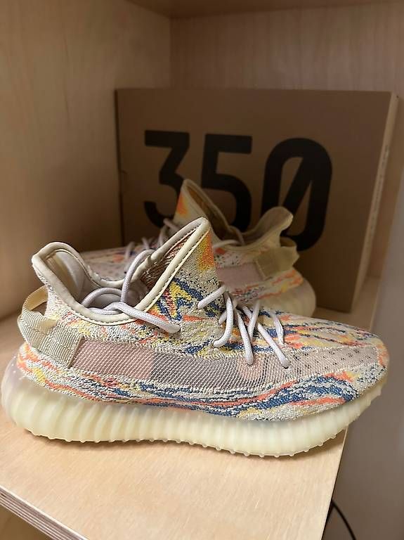 Adidas Scarpe da uomo: Yeezy Boost 350 V2 "MX Oat" Gr. 41 1/3 – Nuovo e nell'imballaggio originale da Zürich venduto da kas_g26m