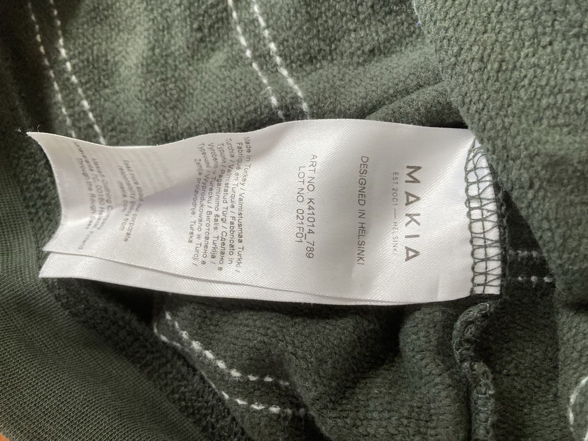 Pullover & Sweatshirts: MAKIA Sweat Shirt size 140 – Gebraucht aus Winterthur von niemim 3