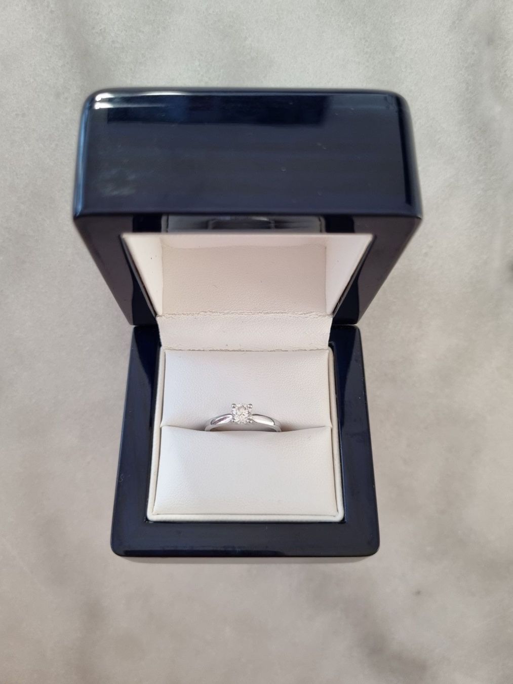 Gübelin Ringe: GÜBELIN Weissgold SOLITÄR Ring – Neu (gemäss Beschreibung) aus Frenkendorf von CTN 4