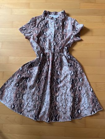 Robe d'été imprimé serpent, taille M, neuve