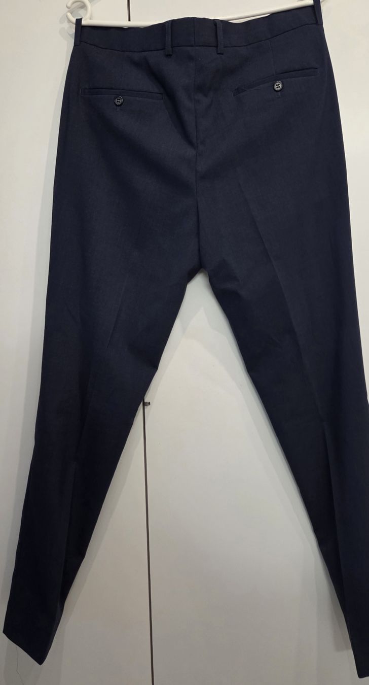 Costumes: Blaue Anzug – Neuf (Voir description) à Belp par mar_wyp6 4