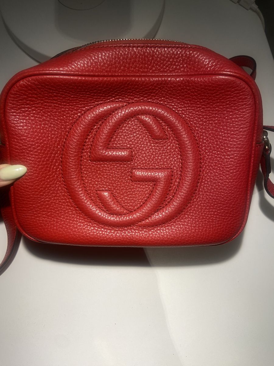 Gucci Sacs femmes: Gucci Soho Disco Bag rot – D'occasion à Embrach par tarosa99