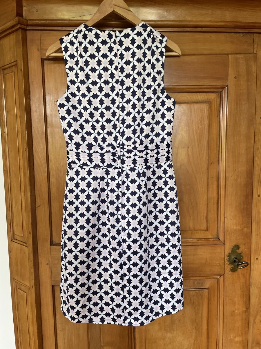 H&M Kleider: Elegantes Sommerkleid, 36, H&M – Gebraucht aus Basel von CCRosa 2