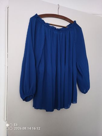 Dunkelblaue Plisseebluse