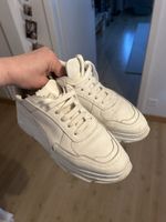 Sportliche Damenschuhe