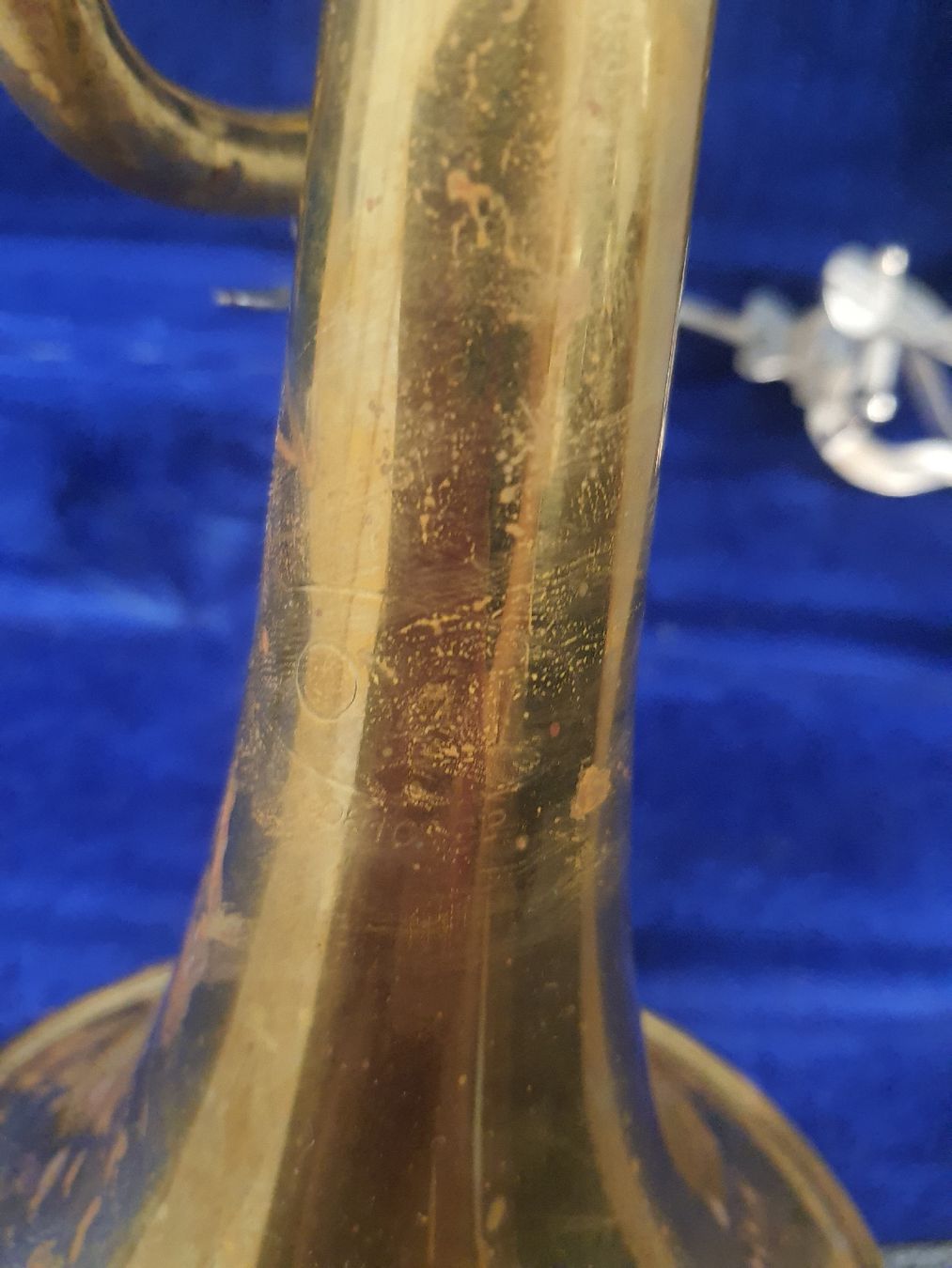Strumenti musicali: Trompette avec coffre  – Usato da Pont-de-la-Morge venduto da Mirabelle0 2