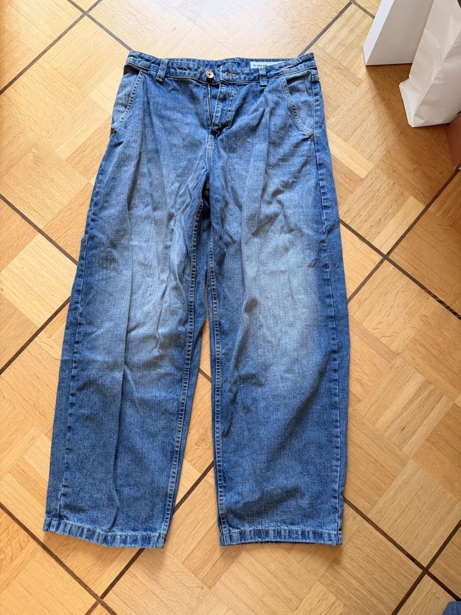 Bershka Jeans: Skater Jeans Bershka – Gebraucht aus Unterentfelden von ame_tf2n