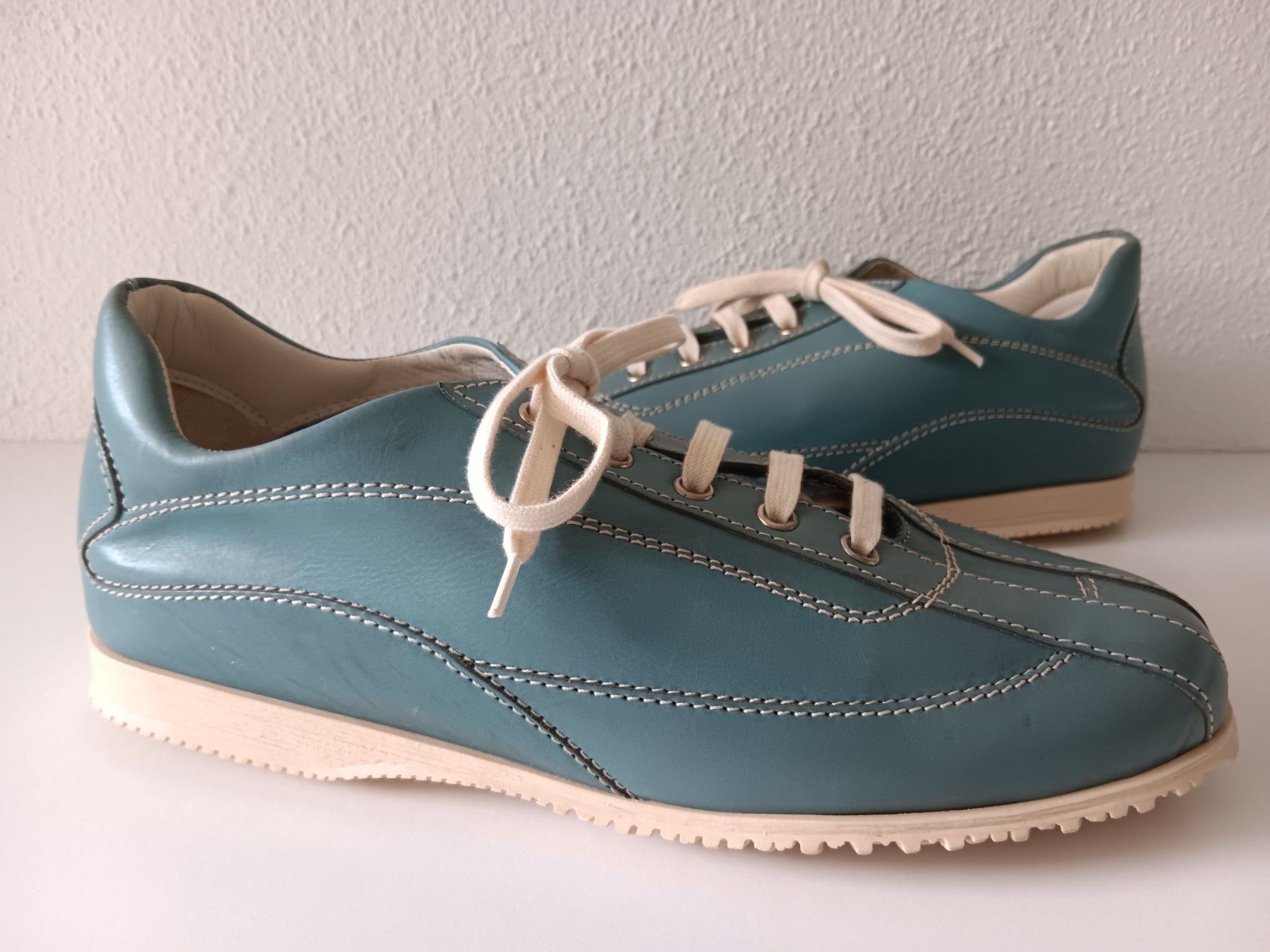 Hogan Scarpe da uomo: HOGAN Chaussures / Schuhe pointure / Nummer 40 – Usato da Cossonay-ville venduto da Super-Price-Quality
