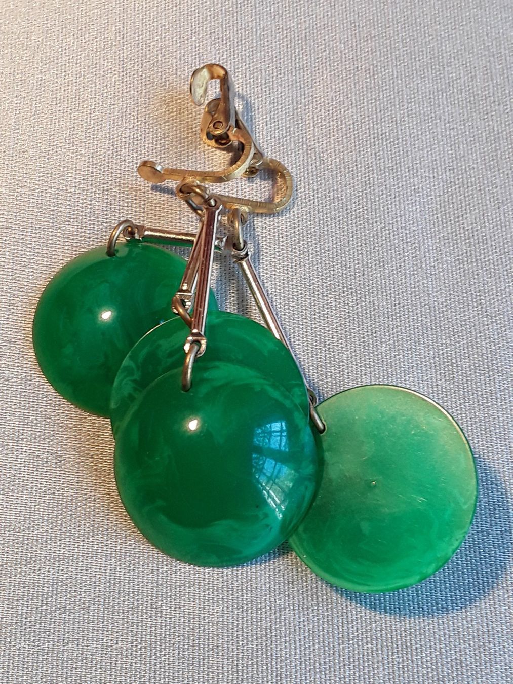 Orecchini pendenti & Orecchini a lobo: Vintage extravagante grüne Ohrclips – Usato da Zürich venduto da helsan 3
