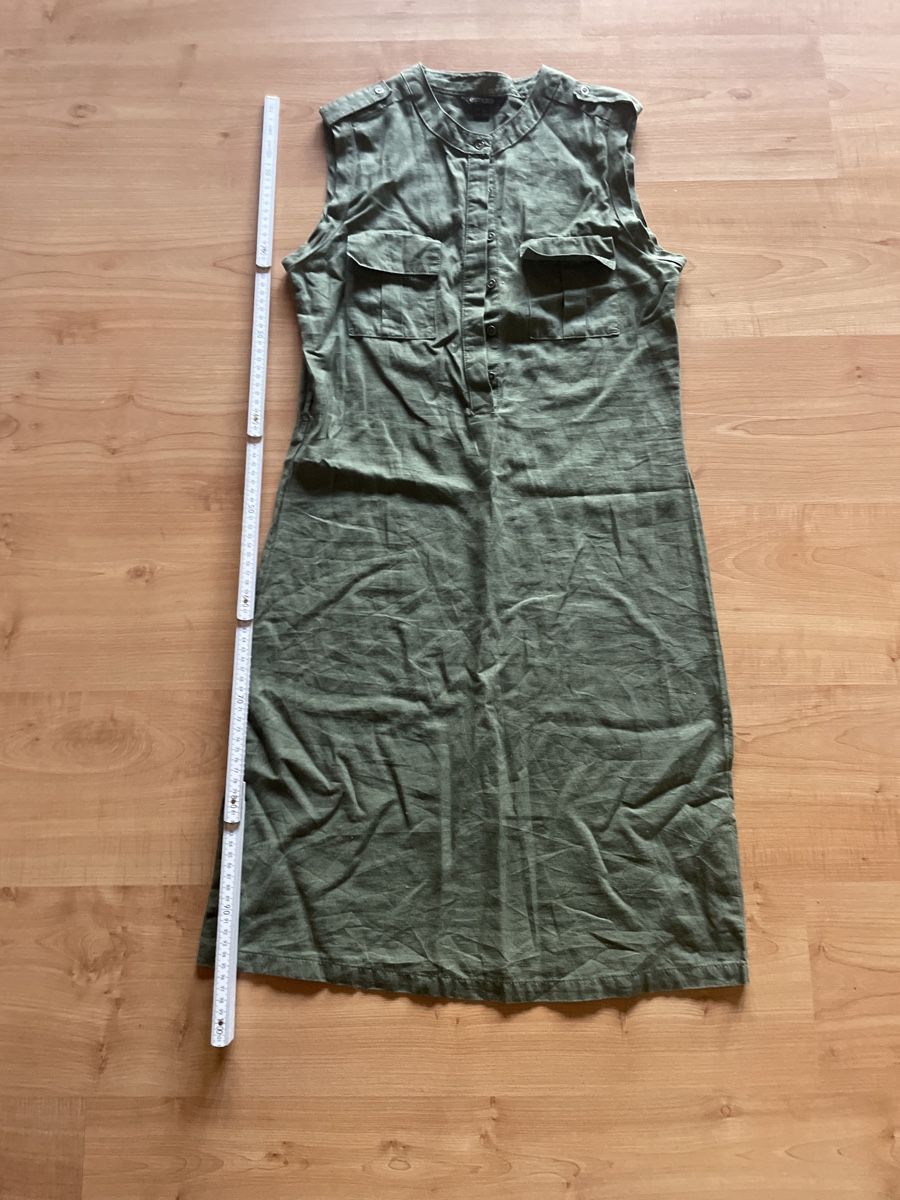 Vestiti: Leinenkleid oliv Gr 36 – Usato da Erschmatt venduto da Gragetsch 1