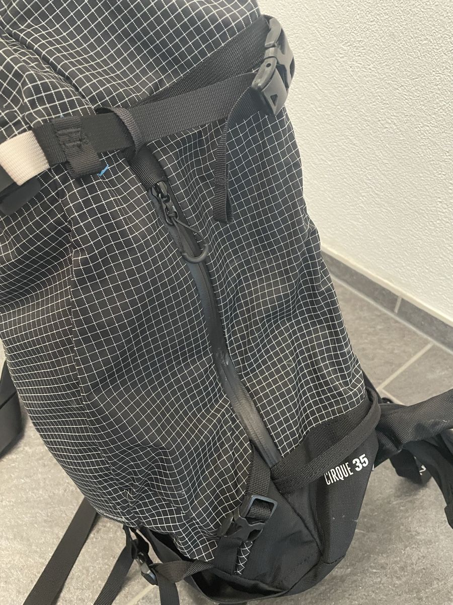 Black Diamond Zaini: Black Diamond Rucksack 35l – Usato da Engelberg venduto da gus_l6zx 5
