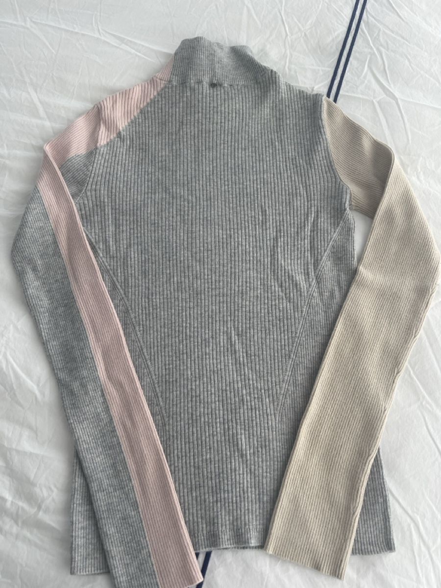 Sportmax Pullover & Sweatshirts: Original Sportmax Rollkragenpullover – Gebraucht aus Rüschlikon von ant_5v7g 2