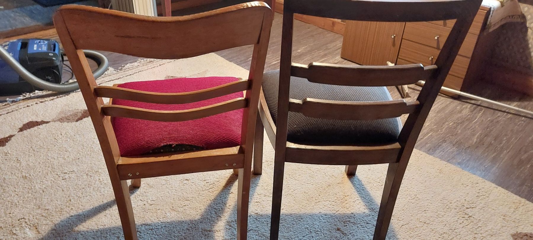 Sedie: 2 Schöne antike Stühle – Usato da Kloten venduto da Romy45 1