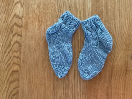 Handgestrickte Babysocken Fusslänge 12 cm / Grösse 18/19