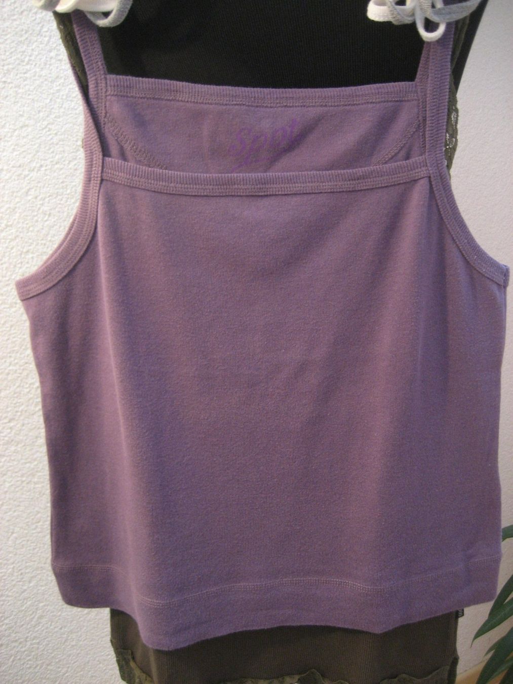 Top: Lot de 4 tops taille L – Usato da Delémont venduto da marryb 2