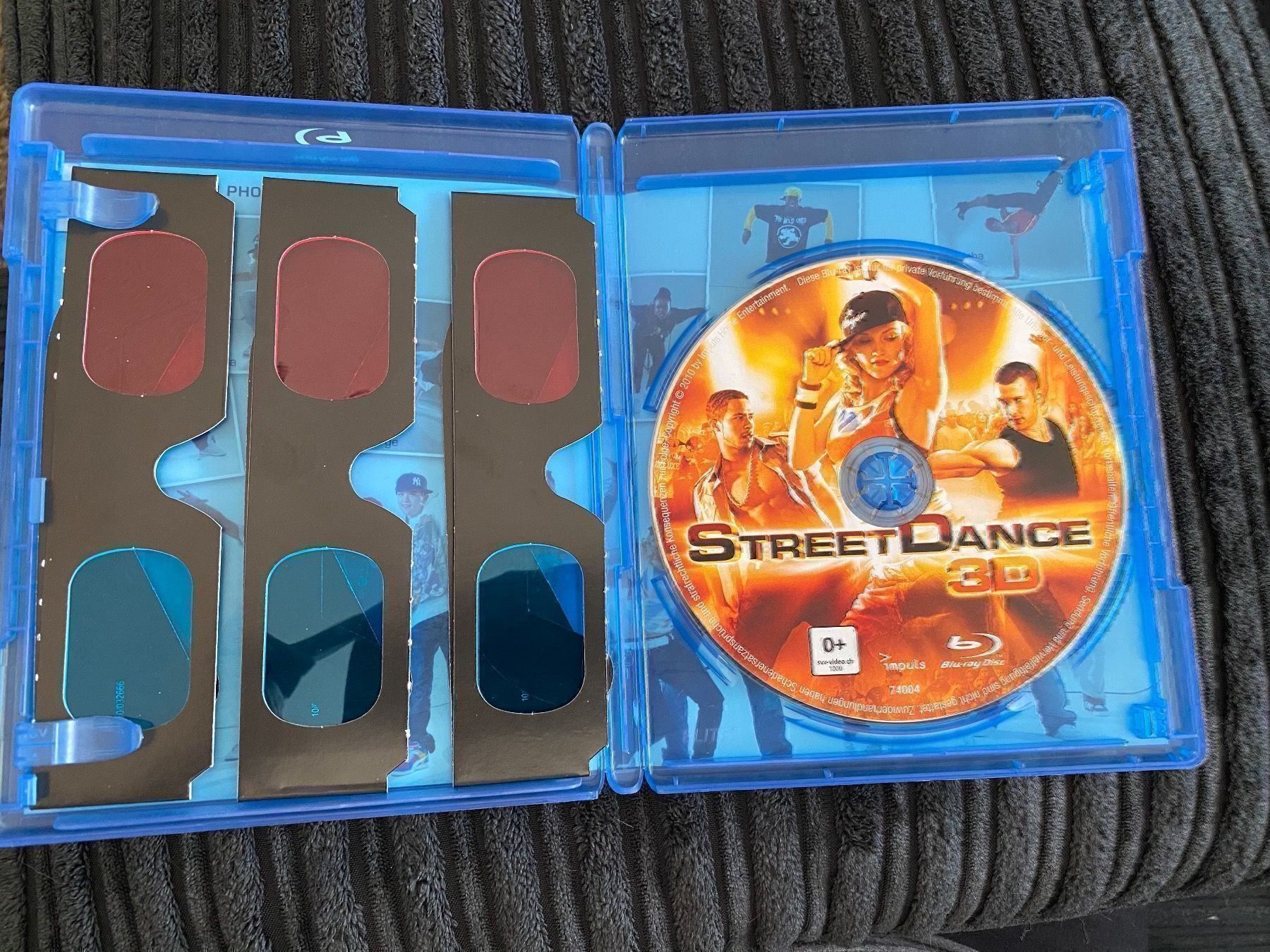 Tutti i DVDs: Street Dance 3D mit 3 Brillen – Usato da St. Niklaus VS venduto da jas_13 1